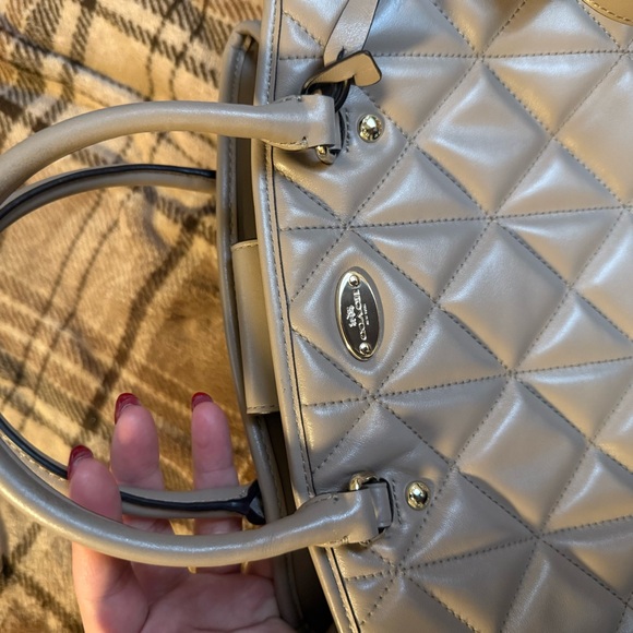 Coach - Picture 5 of 11